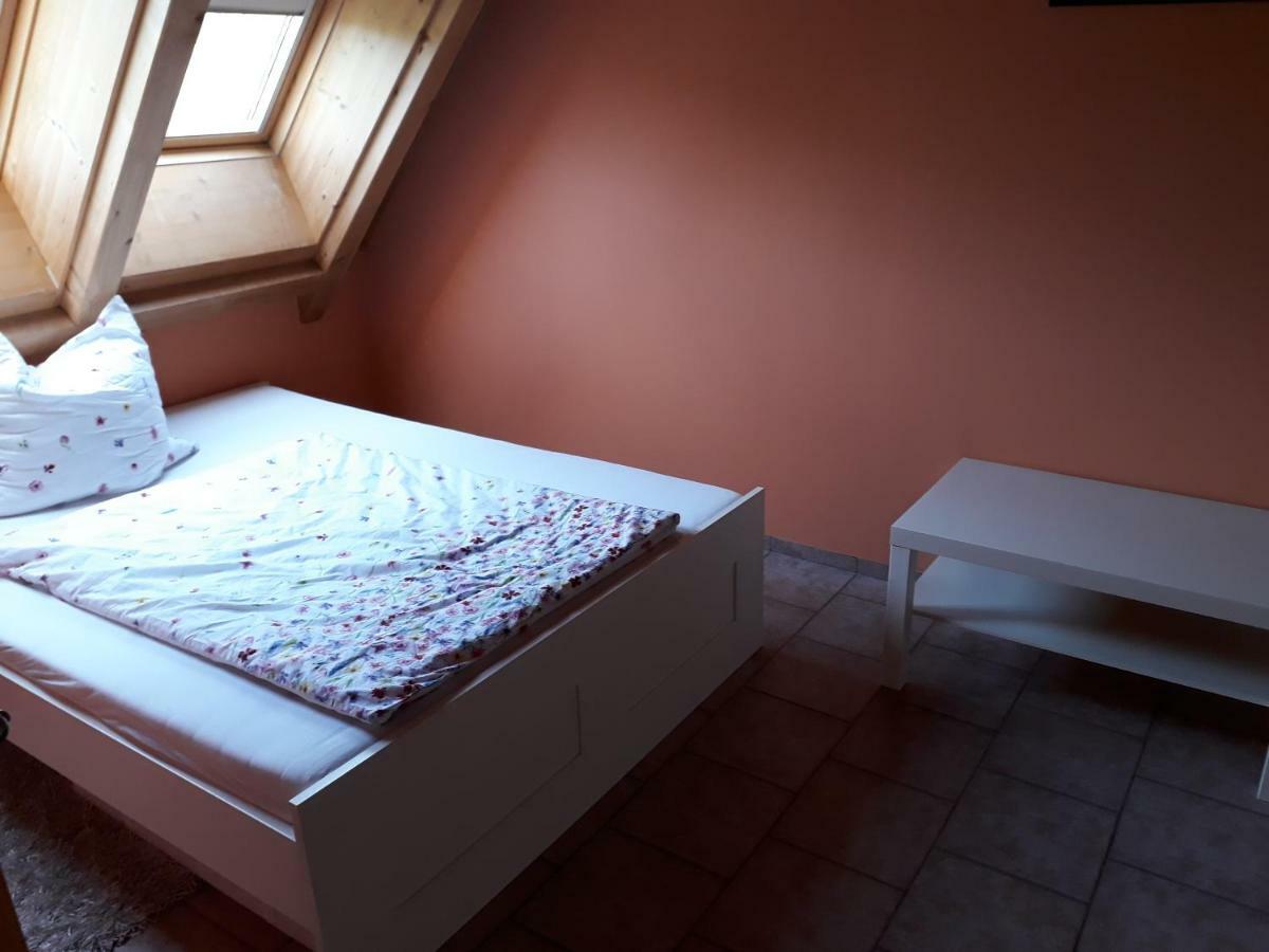 Gaestezimmer In Traumhafter Lage Neben Der Kurstadt * Oberthulba